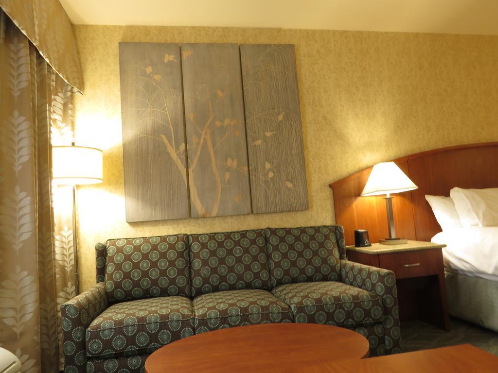 Wingate By Wyndham Elkins Otel Oda fotoğraf